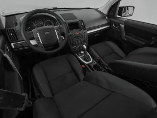 Land Rover  8