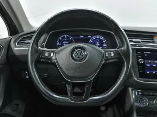 Volkswagen  8