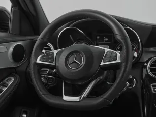 Mercedes-Benz  10