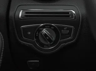 Mercedes-Benz  15