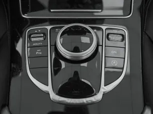 Mercedes-Benz  21