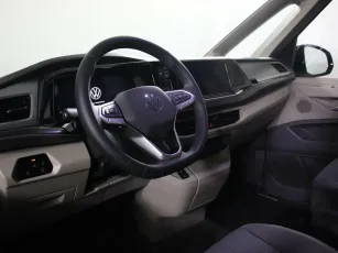 Volkswagen  8