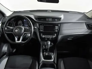 Nissan  11