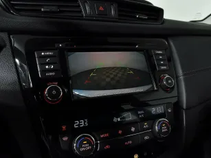 Nissan  15