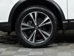 Nissan  8