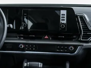 Kia  11