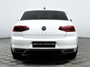 Volkswagen  6