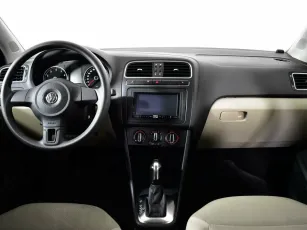 Volkswagen  6