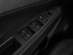 Infiniti  15