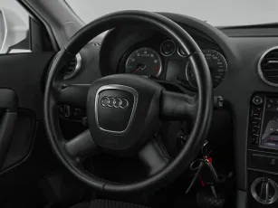 Audi  10