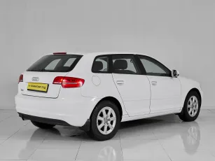 Audi  6