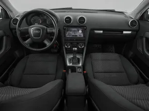 Audi  8