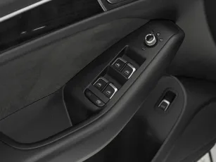Audi  13