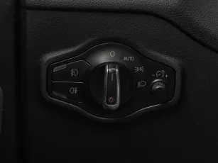 Audi  15