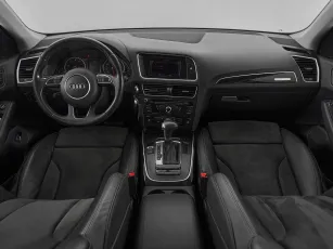 Audi  8