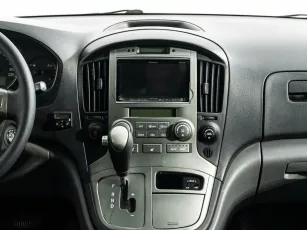 Hyundai  8
