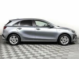 Kia  4