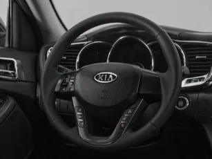 Kia  10