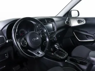 Kia  12