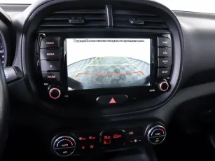 Kia  15
