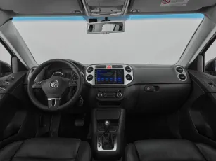 Volkswagen  8