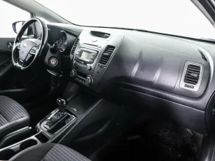 Kia  5