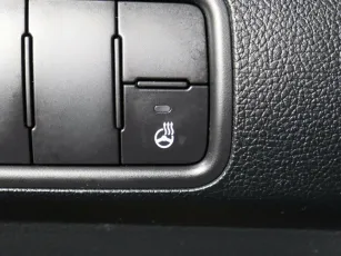 Kia  9