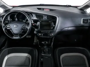 Kia  11