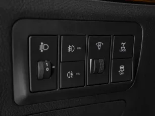 Hyundai  16