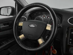 Ford  10