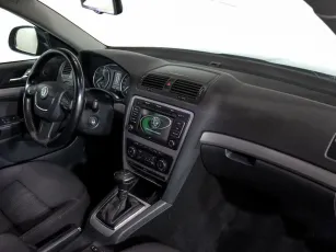 Skoda  6