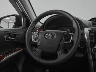 Toyota  10