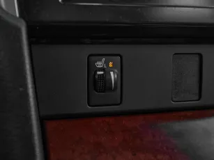 Toyota  19