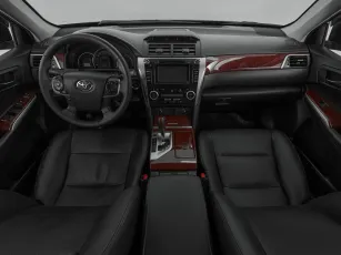 Toyota  8