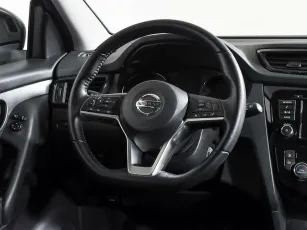 Nissan  12