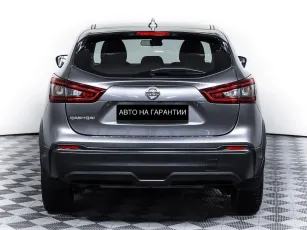 Nissan  6