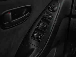 Hyundai  11
