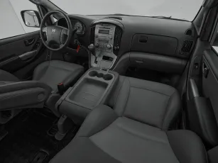 Hyundai  11