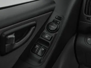 Hyundai  15