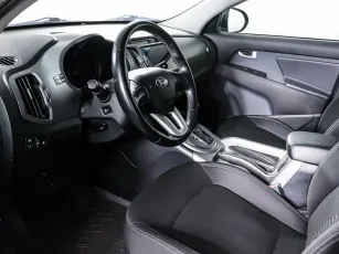 Kia  11