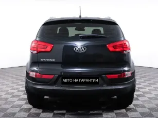 Kia  6