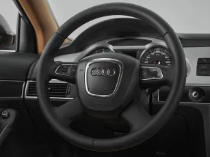 Audi  10