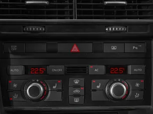 Audi  17