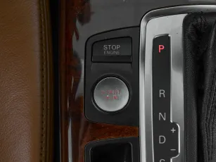 Audi  18
