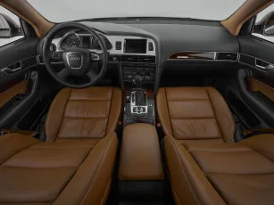 Audi  8