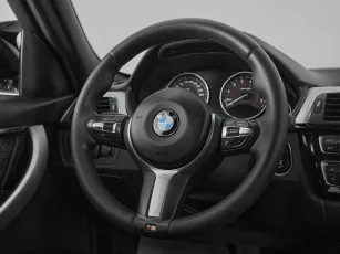 BMW  10