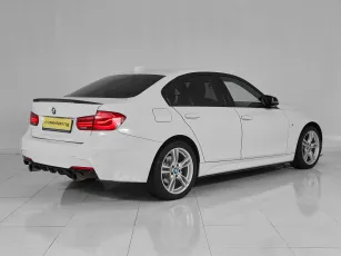 BMW  6