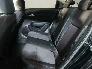 Kia  15