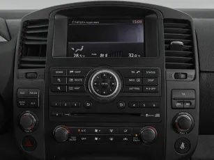 Nissan  15