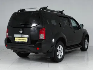Nissan  4